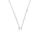 Kamenný náhrdelník s písmenem